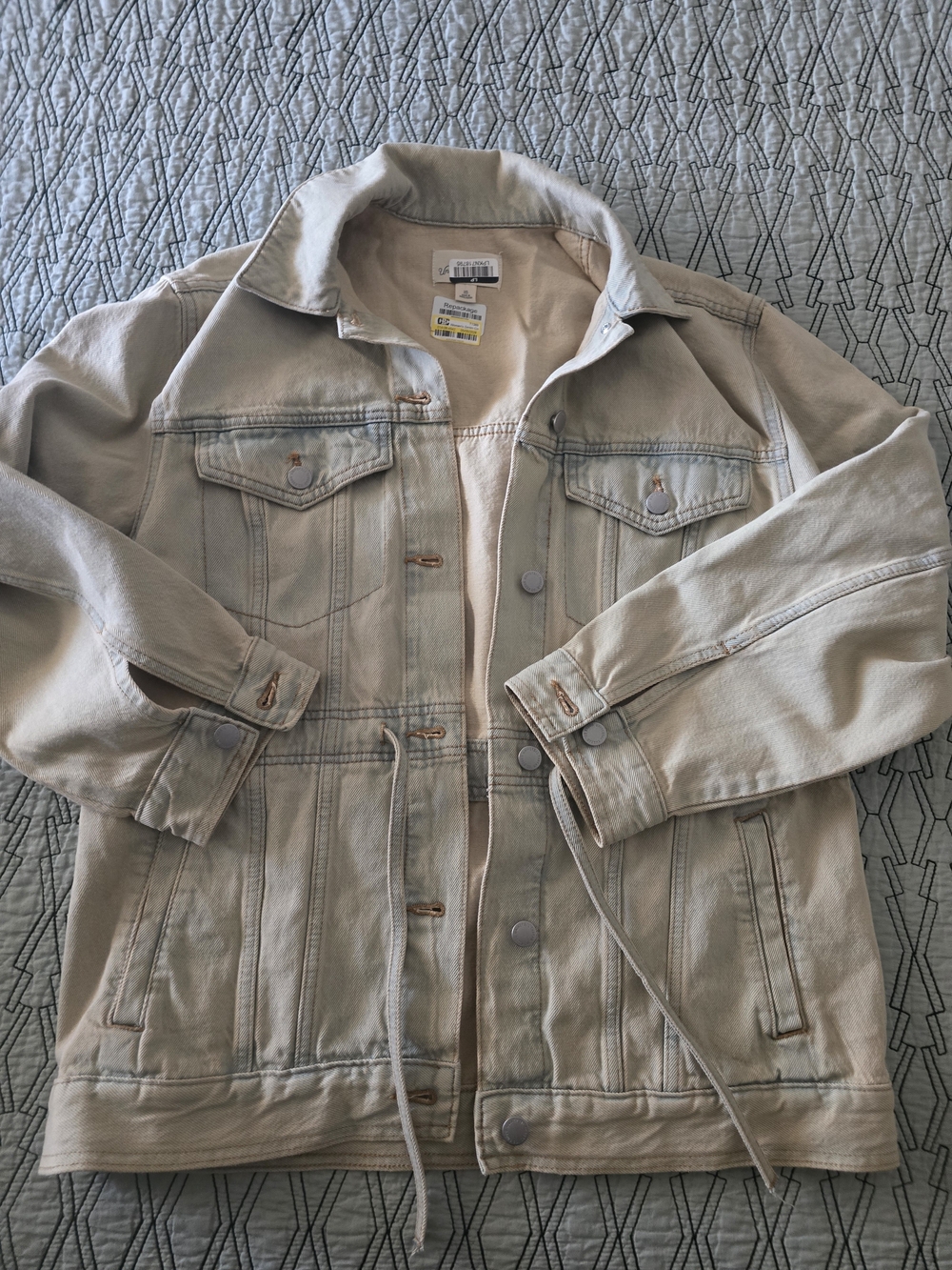 Universal Thread Casual Drawstring Denim Jacket